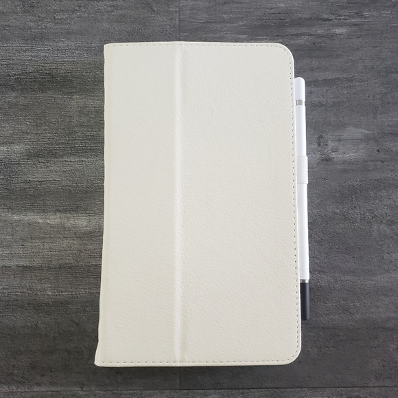 White Samsung Galaxy Tab 4 Unlocked w/Case - Picture 2 of 8